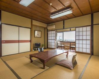 Gyotakuso Suzukiya - Minamiboso - Dining room