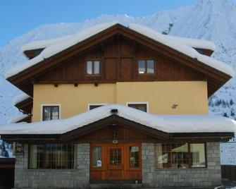 Hotel Angelo - Passo del Tonale - Budynek