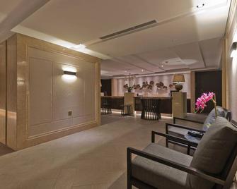 Chongqing Just-inn Hotel - Chongqing - Living room