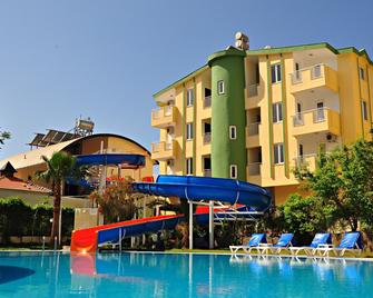 Melissa Garden Apart Hotel - Side - Building