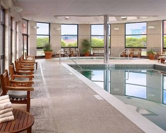 Vacation Starts Here! Pet-Friendly, Near Oriole Park at Camden Yards - Baltimore - Pool