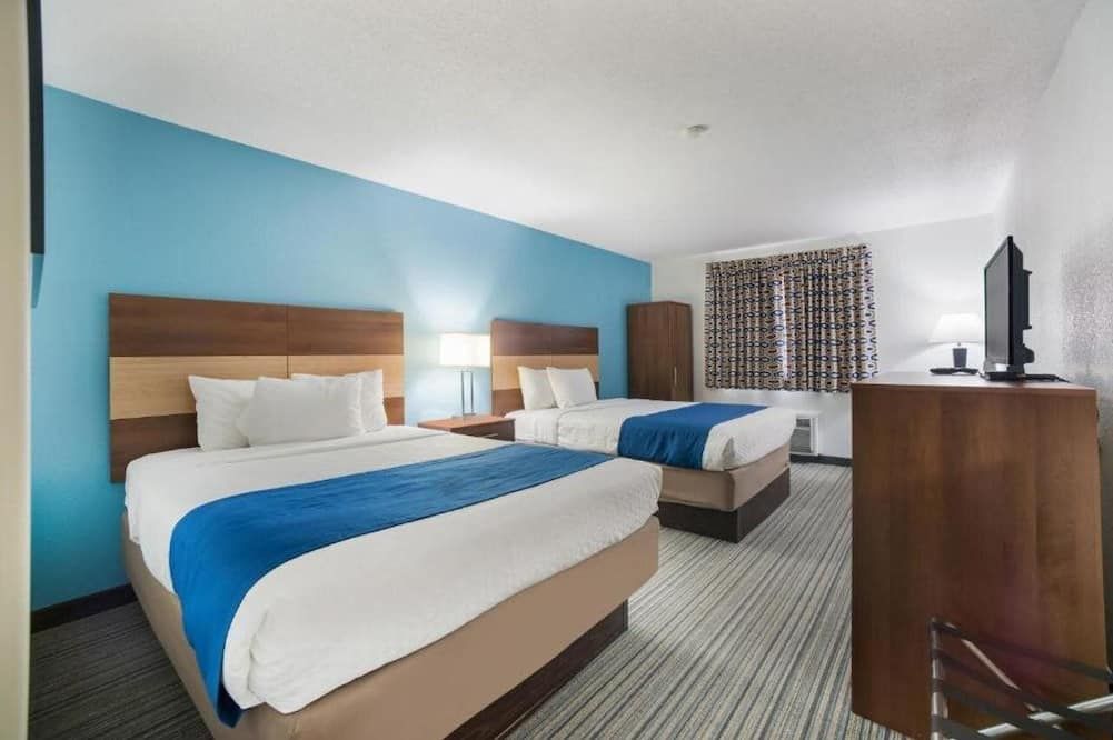 Ramada by Wyndham Effingham - Effingham - Camera da letto