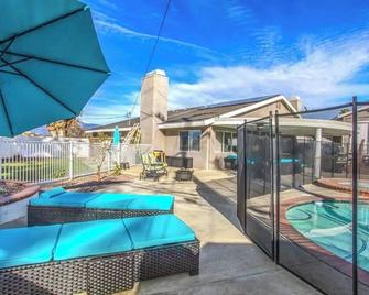 The Redlands Hills Homestead: Experience, Luxury A day trip to all SoCal's best - Redlands