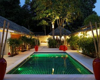 The White Cottage - Ko Samui - Pool