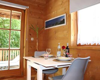 Studio im Blockhaus am Chiemsee - Bernau am Chiemsee - Essbereich