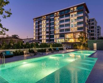 Orion Hotel & Residence Bangna - בנגקוק - בריכה