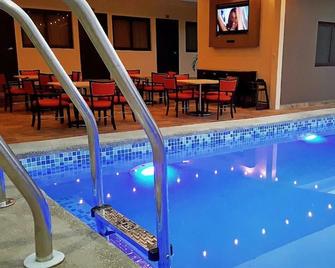 Hotel El Viejo Inn - Chinandega - Pool