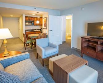 Homewood Suites By Hilton Pensacola Airport - Pensacola - Living room