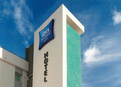 Ibis Budget Mâcon Nord - Mâcon - Rakennus