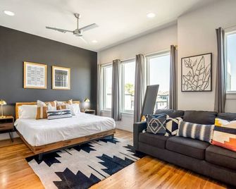 Luxury Downtown Getaway With Breathtaking Views - Houston - Camera da letto