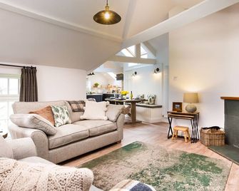 Tilly's Cottage - Grasmere - Living room