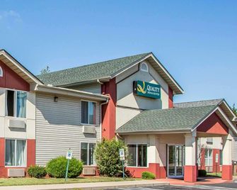 Quality Inn & Suites Middletown - Franklin - Franklin - Building