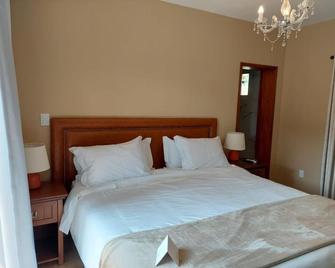 Costa del Mar Hotel Boutique - Miguel Pereira - Bedroom