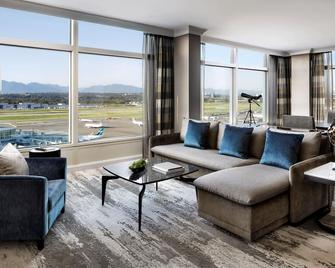 Fairmont Vancouver Airport - Gold Experience - Richmond - Living room