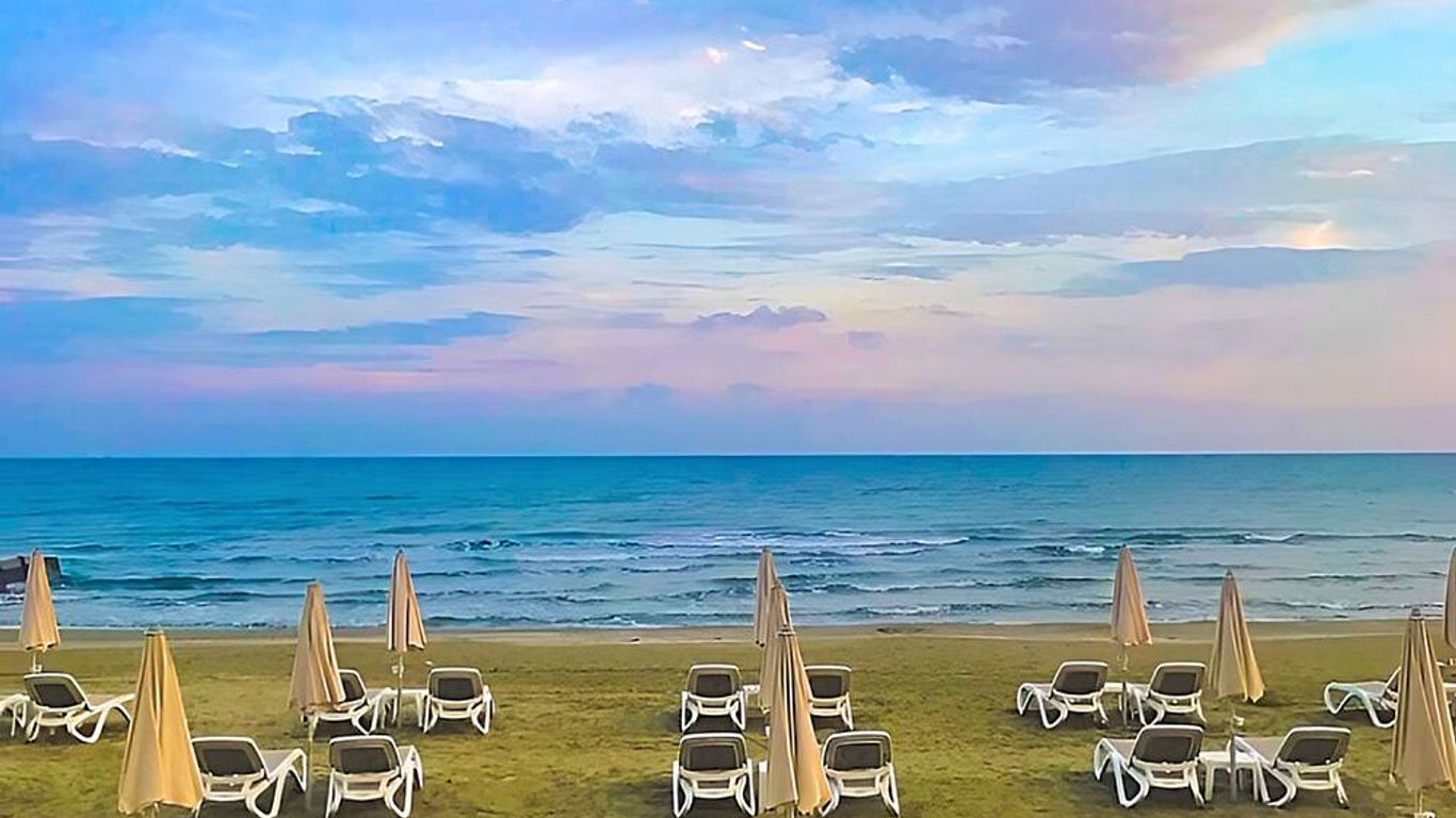 The Ciao Stelio Deluxe Hotel