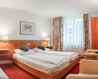 Hotel Markgraf - Клостернойбург - Спальня