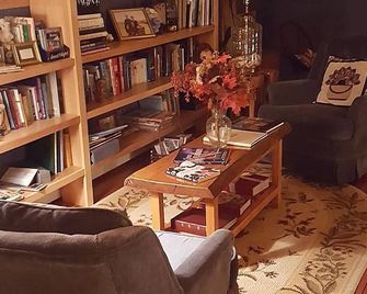 Blueberry Fields B&B - Washington - Lounge