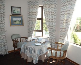 Stroke-One-Inn - Umkomaas - Dining room