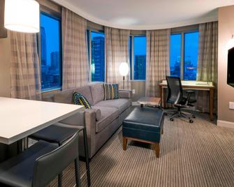 Residence Inn by Marriott Jersey City - Jersey City - Living room