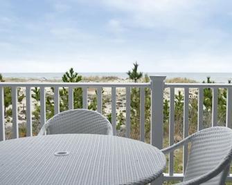 Sea Crest - Amagansett - Balcony