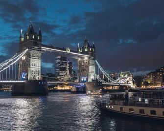 citizenM Tower of London - Lontoo - Rakennus
