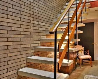 Unique And Secluded Country Estate Near - Weirton - Schodiště