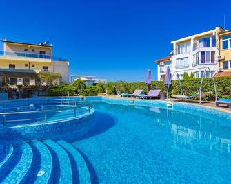 Selena Beach Hotel - Sozopol - Pool