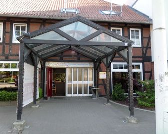 Kretschmanns Hotel - Sehnde - Gebouw