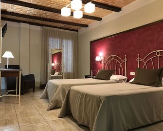 Hostal Rural Los Girasoles de iniesta - Iniesta - Habitación