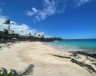 Kona coast studio, low Aug rate, Free Parking, free HS-WIFI walk to Magics beach - Kailua-Kona - Beach