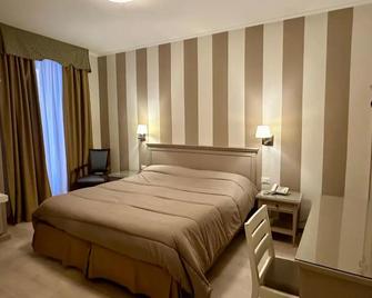 Albergo Abbazia - Trieste - Soveværelse
