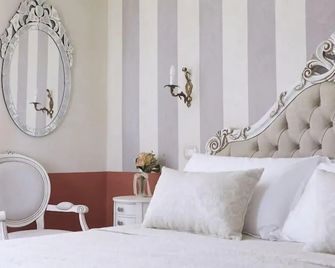 La Zarabba Boutique Hotel - Ponti sul Mincio - Habitación