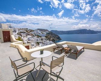 Elegant Santorini Villas Villas Aloia Private Hot Tub Air Conditioning - Oia - Balcony