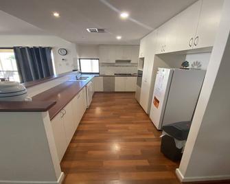 Maniki Gardens - Jurien Bay - Cocina