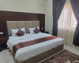 Al Eairy Furnished Apartments Dammam 4 - Dammam - Bedroom