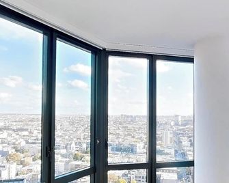 Greenpoint Luxury High Rise with Terrace - Brooklyn - Balcony