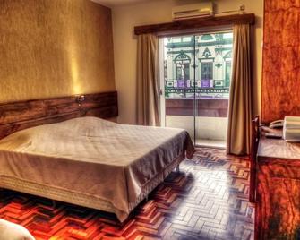 Hotel Mór - Bagé - Camera da letto