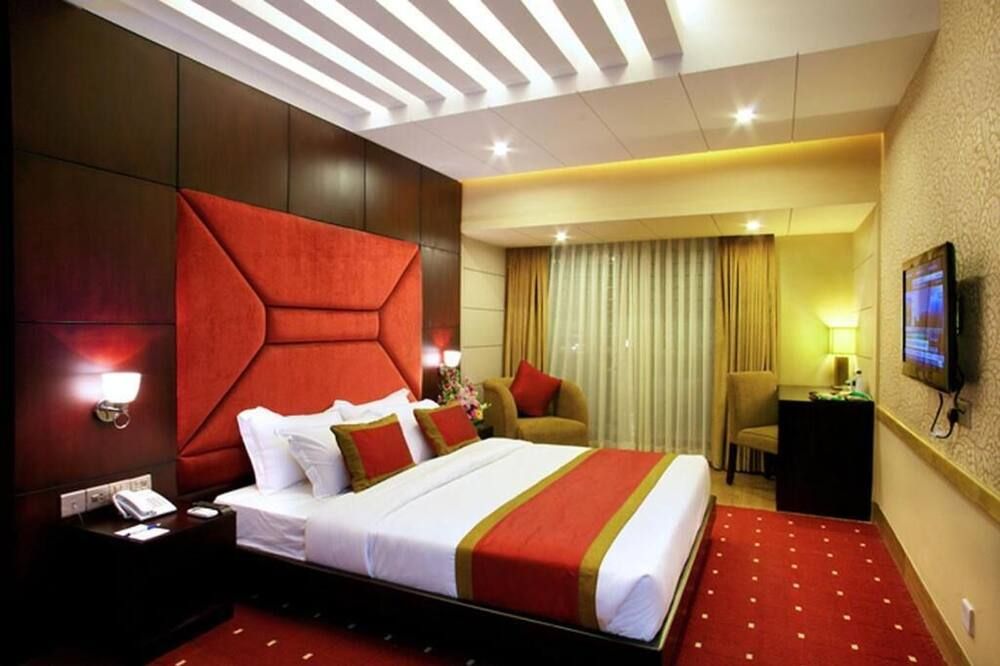 West Park Inn thumbnail 2