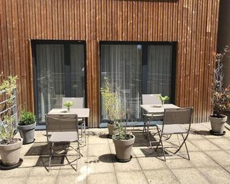 Hôtel De L'Ill - Estrasburgo - Patio