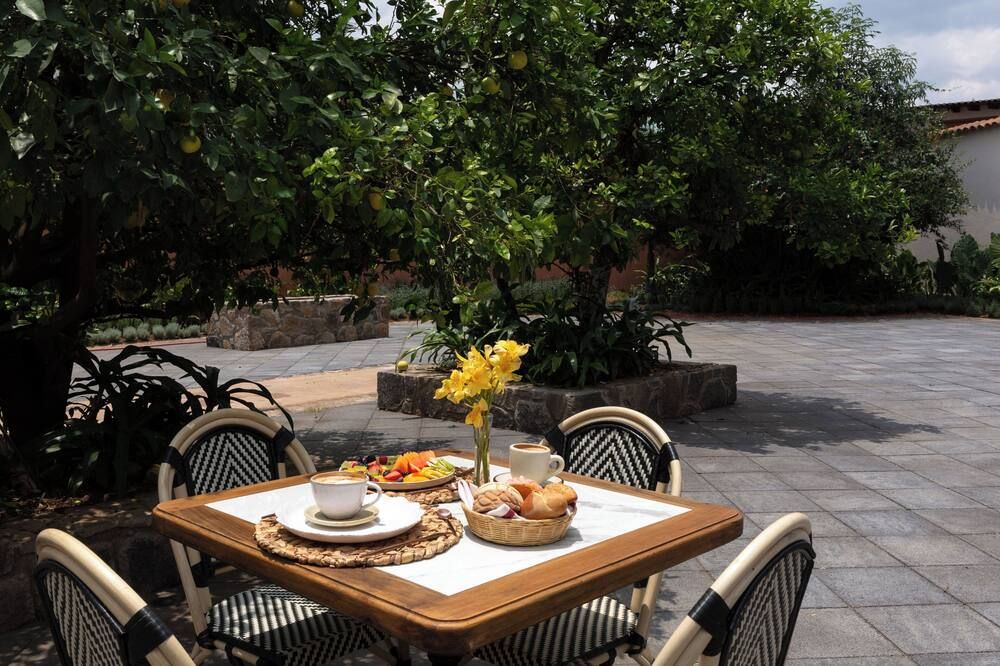 Hotel Ibarra 14 - פצקוארו - פטיו