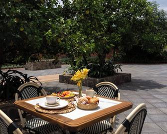 Hotel Ibarra 14 - Patzcuaro - Binnenhof