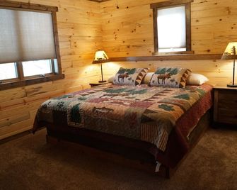 Cozy Lake Home in the heart Brainerd/Mille Lacs/Cuyuna area - Deerwood - Bedroom