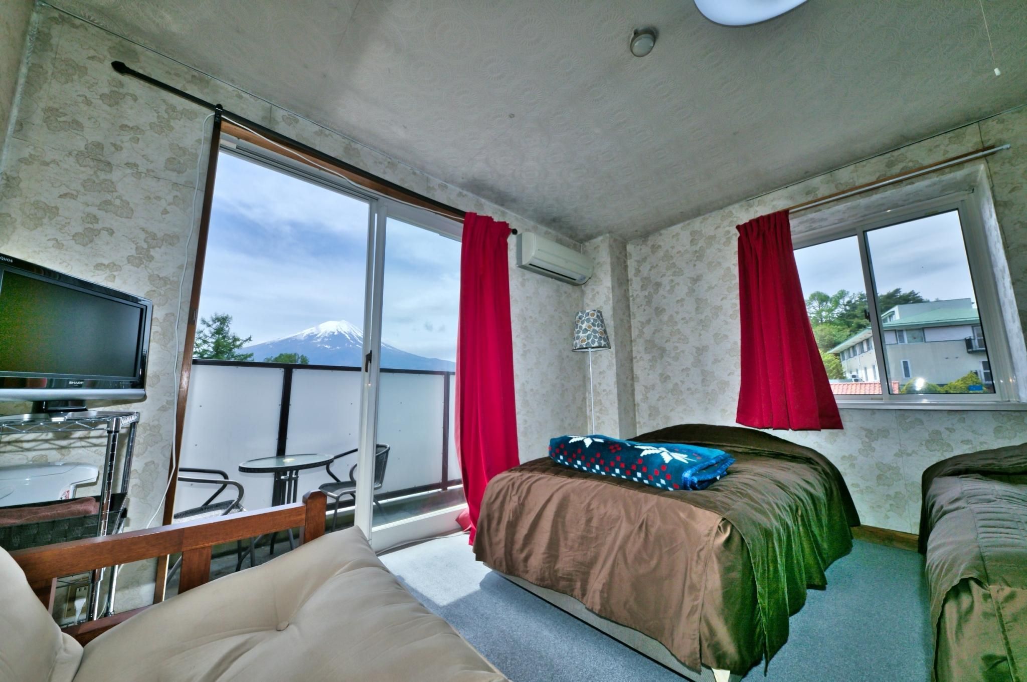 هوتل كاميلوت