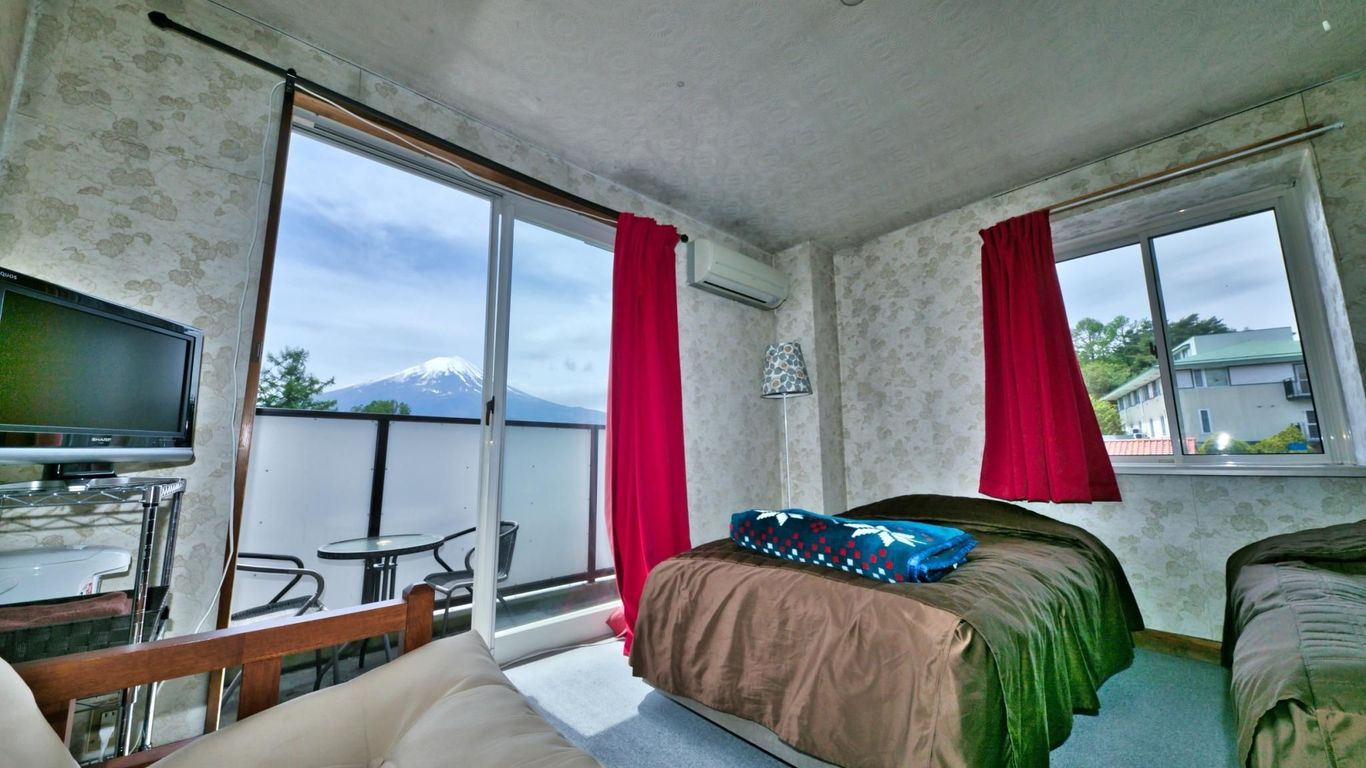 هوتل كاميلوت