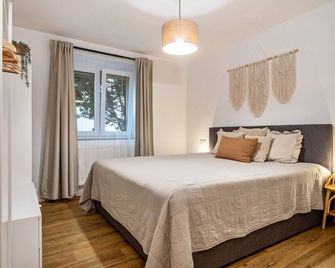 Appartement Turan - فريديريكشافن - غرفة نوم