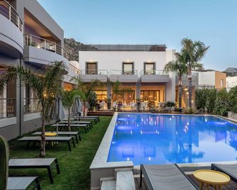 Libyan Princess - Paleochora - Zwembad