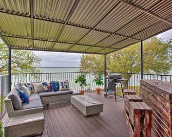 Lakefront Rockwall Home with Loft, Deck and Patio - Rockwall - Balcony