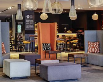 Novotel Krakow City West - Krakova - Oleskelutila