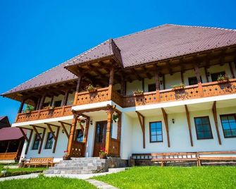 Pensiunea Agroturistica Raluca - Vadu Izei - Bâtiment