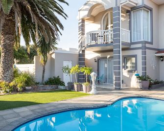 Atlantic Beach Villa - Cape Town